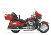 2010 Harley-Davidson FLHTCUSE5 CVO Ultra Classic Electra Glide photo